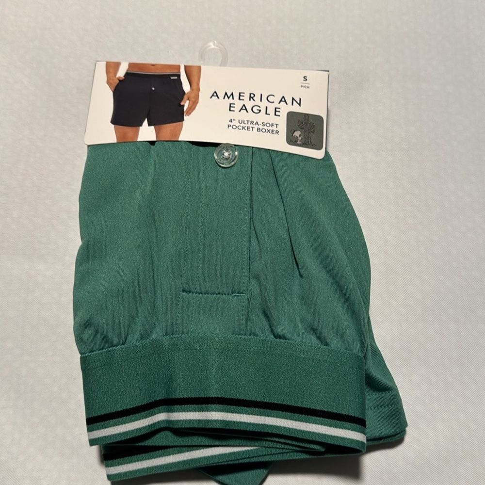 Snoopy Boxers Mens Small American Eagle Pocket Green